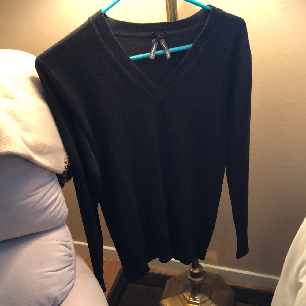 Ladies sweater